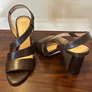 Ladies, shoes, brown, size 7, Antonio Milani, gently worn.